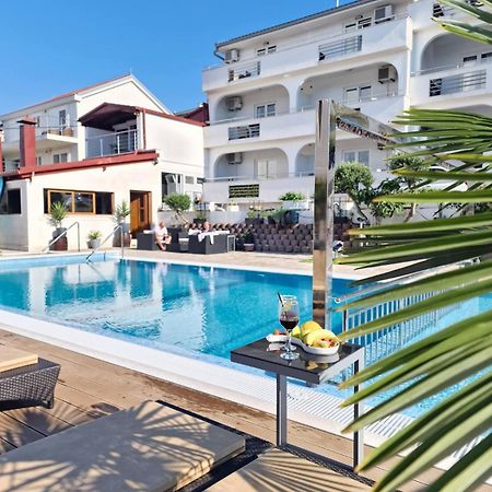 Apartments Silva With A View Of Sea Trogir Exterior foto