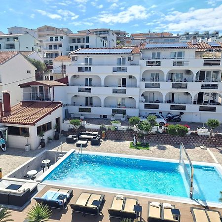 Apartments Silva With A View Of Sea Trogir Exterior foto