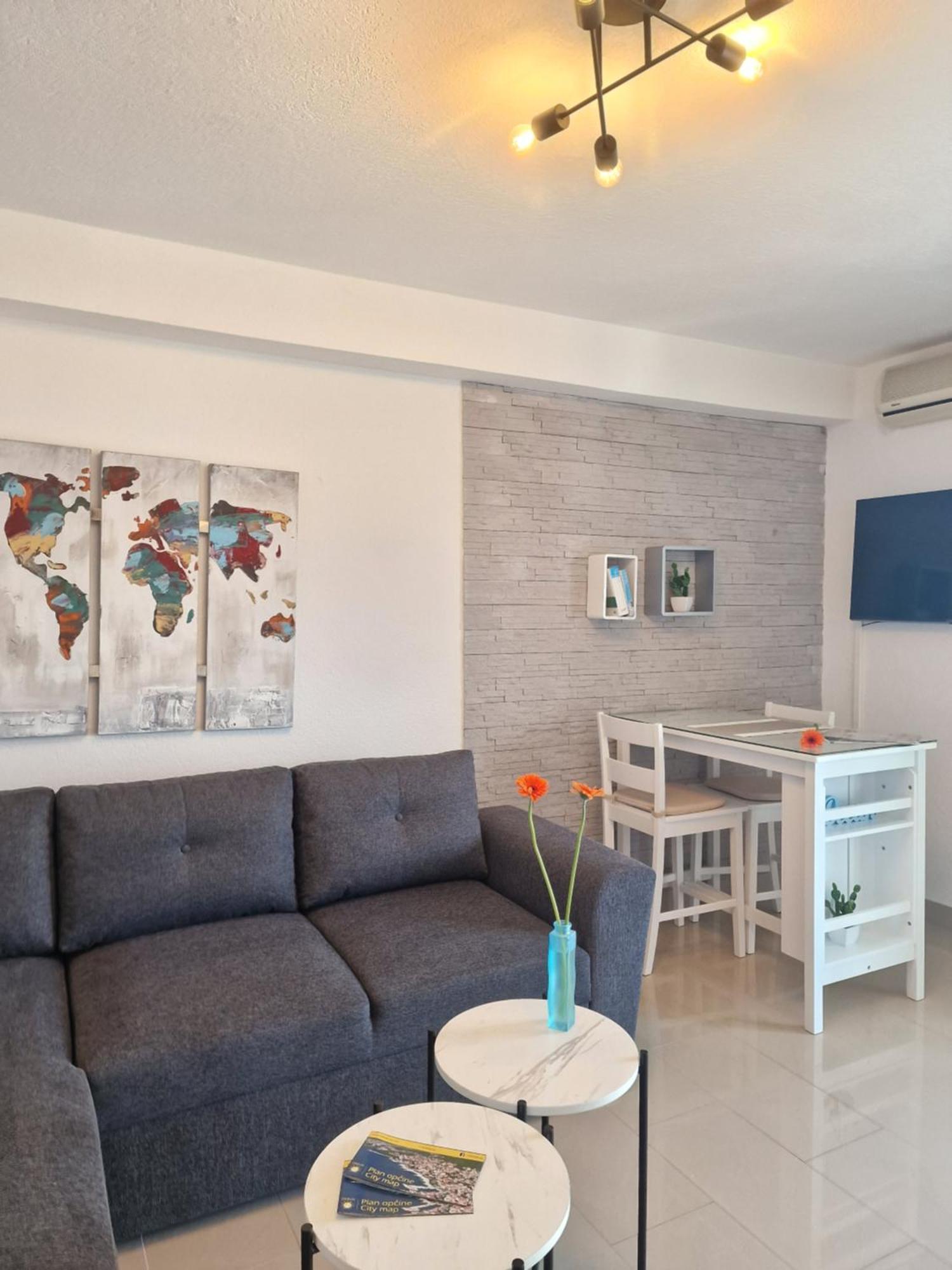 Apartments Silva With A View Of Sea Trogir Exterior foto