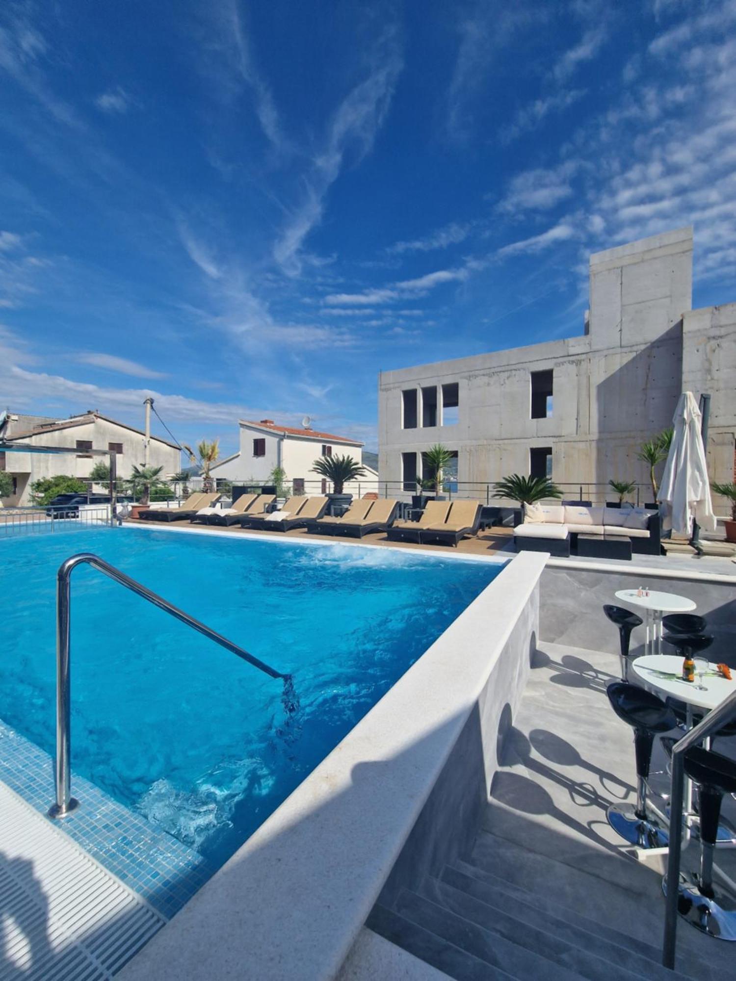 Apartments Silva With A View Of Sea Trogir Exterior foto
