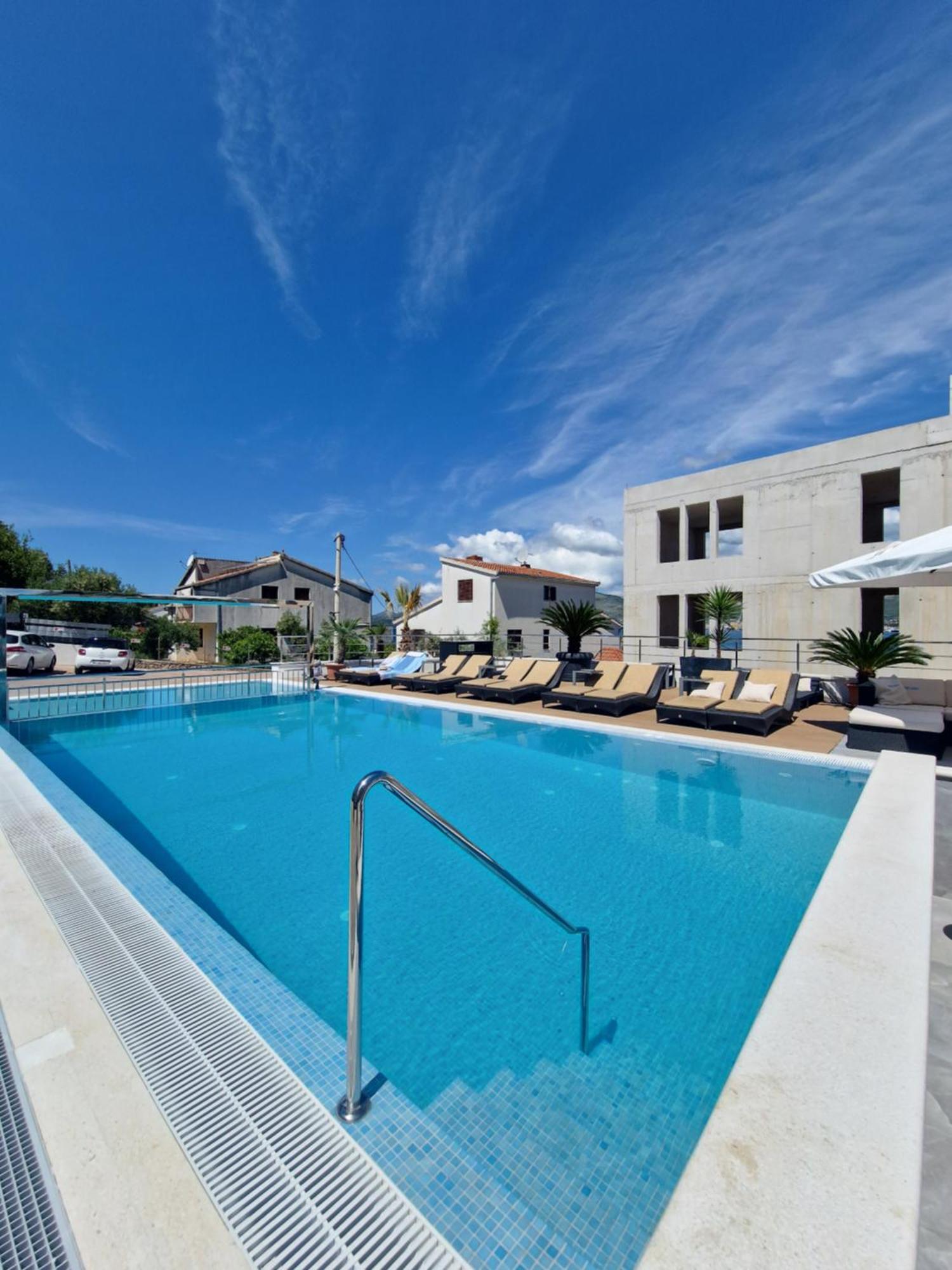 Apartments Silva With A View Of Sea Trogir Exterior foto