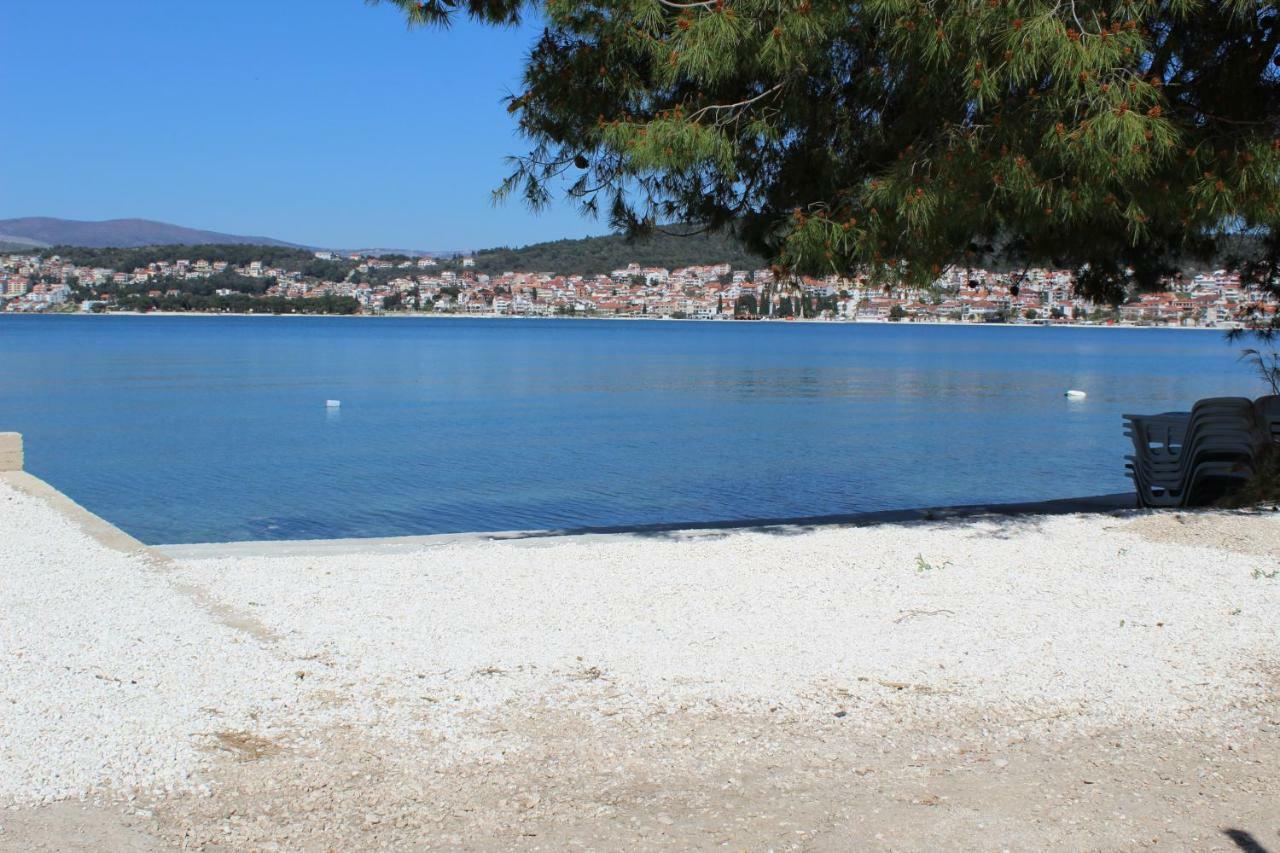 Apartments Silva With A View Of Sea Trogir Exterior foto