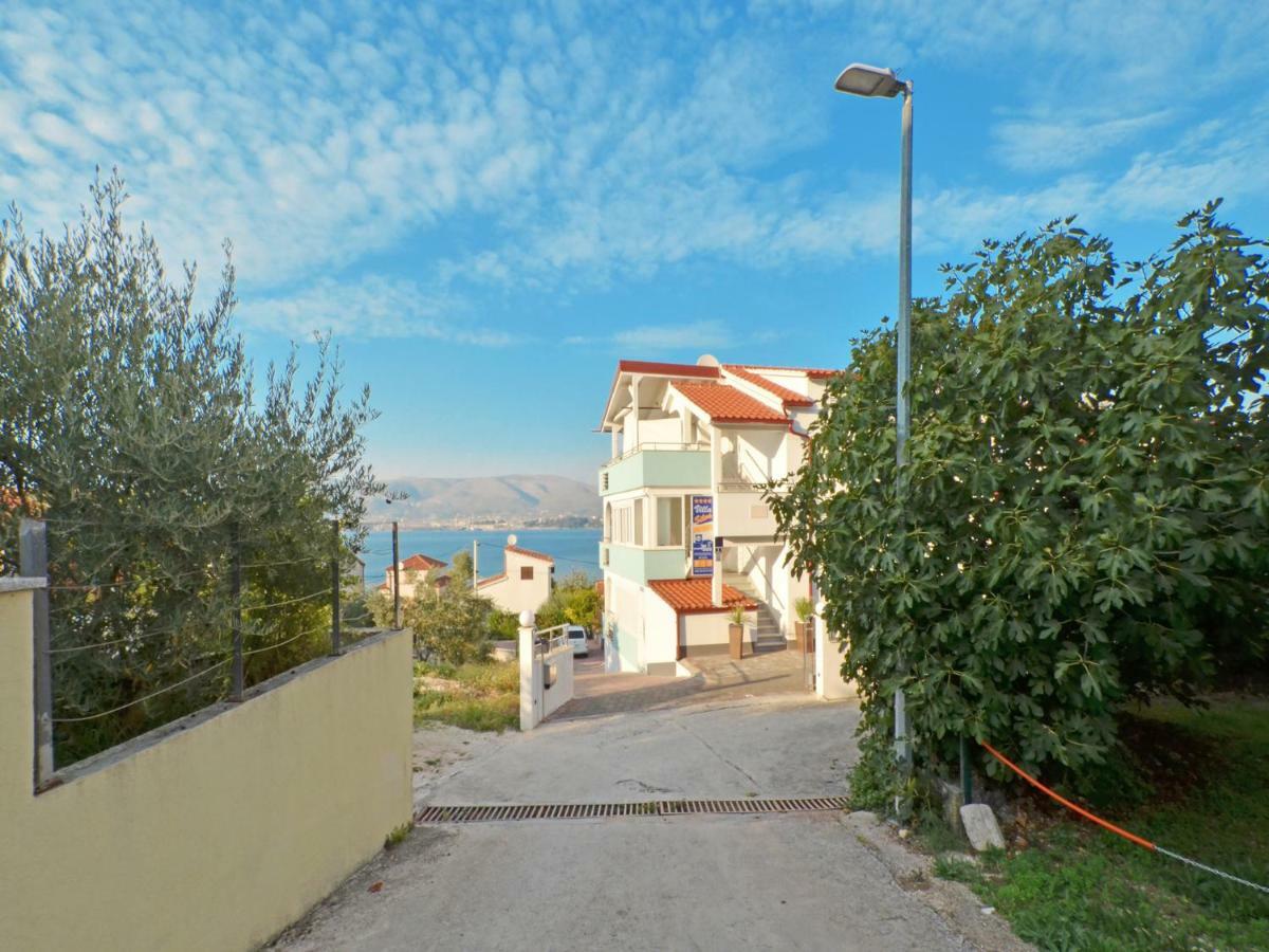 Apartments Silva With A View Of Sea Trogir Exterior foto