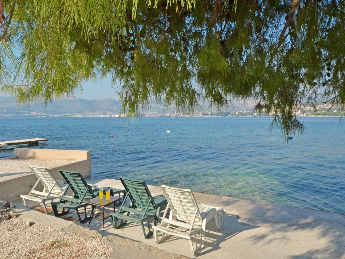 Apartments Silva With A View Of Sea Trogir Exterior foto