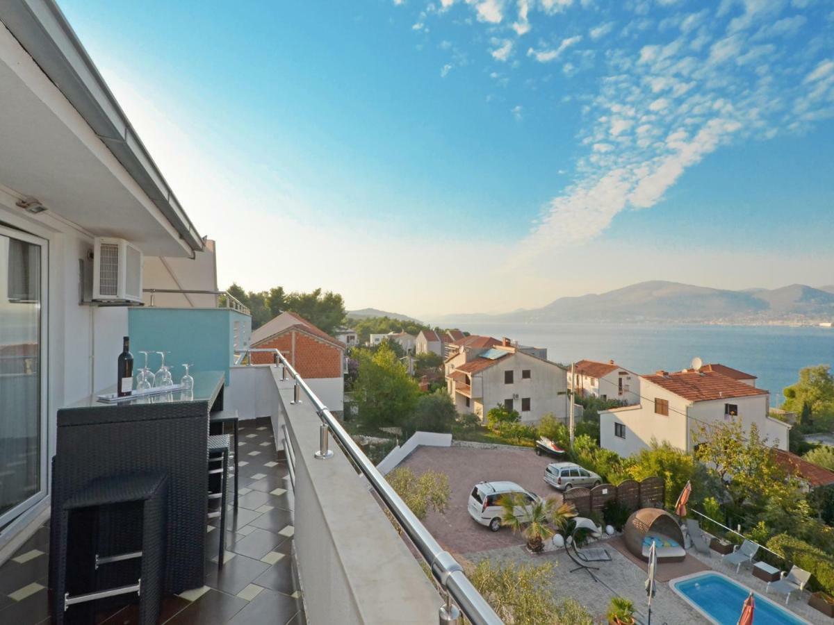 Apartments Silva With A View Of Sea Trogir Exterior foto